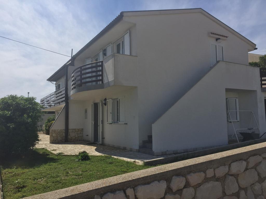 Island Of Pag Holiday Apartments Екстериор снимка