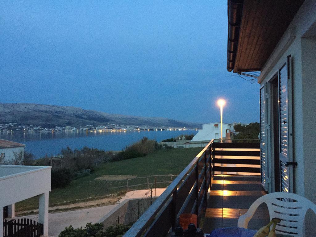 Island Of Pag Holiday Apartments Екстериор снимка