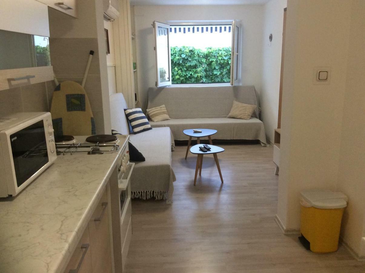 Island Of Pag Holiday Apartments Екстериор снимка