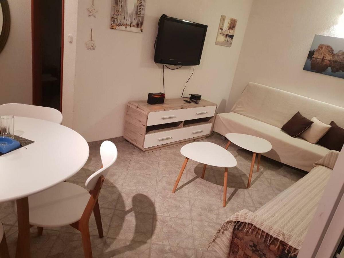 Island Of Pag Holiday Apartments Екстериор снимка