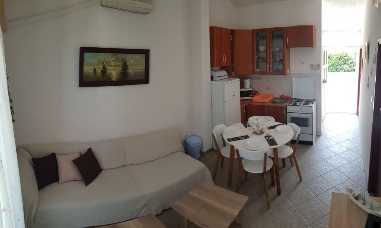 Island Of Pag Holiday Apartments Екстериор снимка